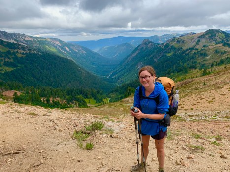 10 Essential Tips for Backpacking Alone Safely: Emergency Contacts, Bear Safety, and More