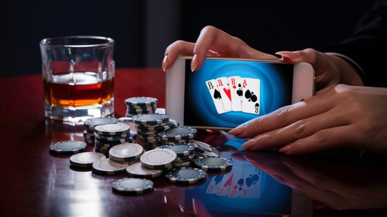 online gambling draws crowds